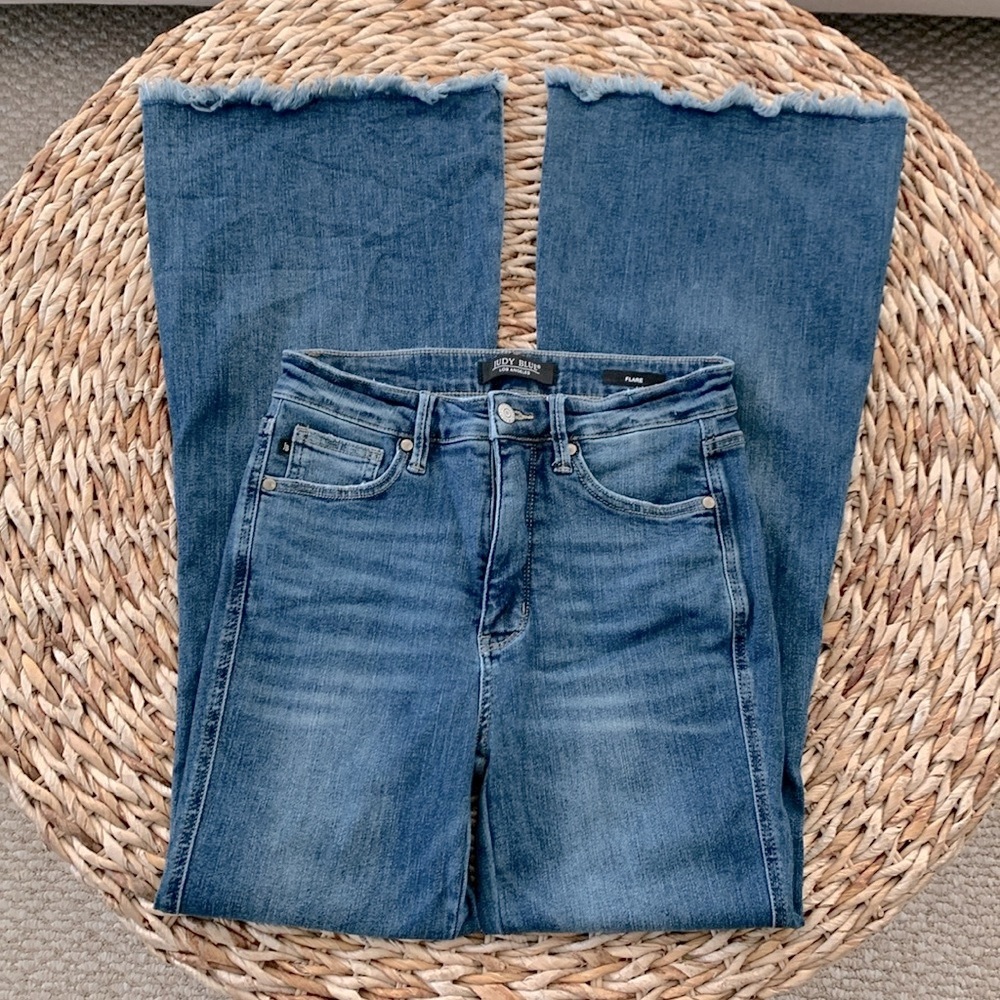 Judy Blue Miley High Waist Wide Flare - Picture 5 of 16